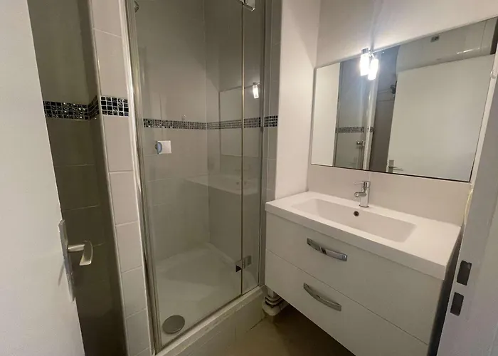 Lejlighed Avec Piscine, A 150m De La Plage, Quartier Anime, Parking Prive, 4 Pers, Animaux Non Admis - Fr-1-328-189 La Grande-Motte